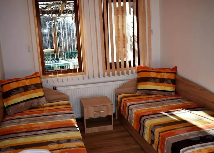 мутафови Elena